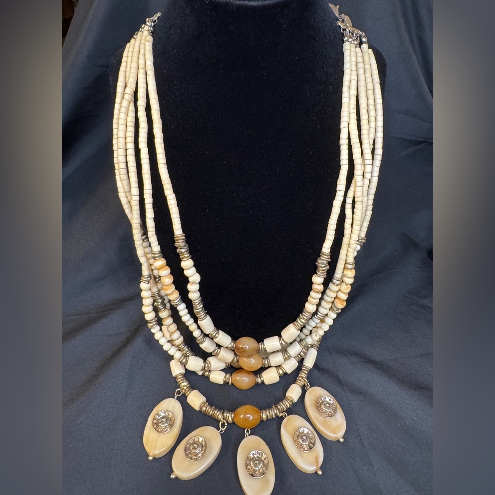 Chico’s Tan & Gold Beaded Necklace